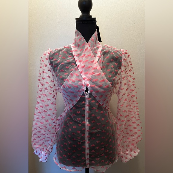 Love x Design Tie Neck Heart Kiss Blouse - Picture 2 of 11